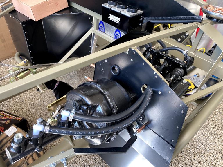 Brake and clutch reservoirs mounted and connected!