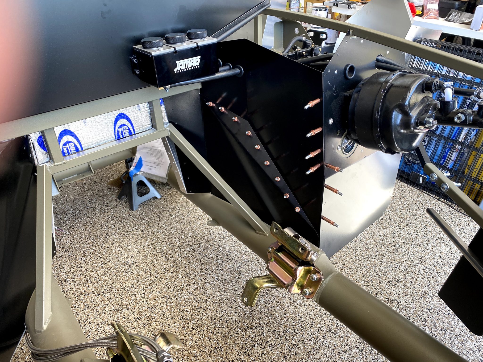 brake and clutch reservoirs